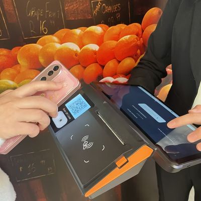 Système de point de vente basé sur une tablette 4G 4GB RAM avec imprimante 80 mm