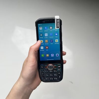 6 Go de RAM 64 Go de ROM Portable industriel Pda 4,2 pouces avec caméra arrière de 20 MP