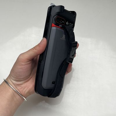 4Lecteur de codes à barres PDA de 2 pouces 6 Go de RAM Terminal de collecte de données portable 13,56 MHz avec écran IPS