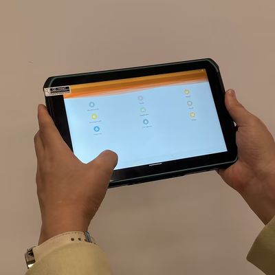 Tablette industrielle IP66 Tablette de poussière Android portable 6 Go de RAM Conçue pour résister à des conditions difficiles
